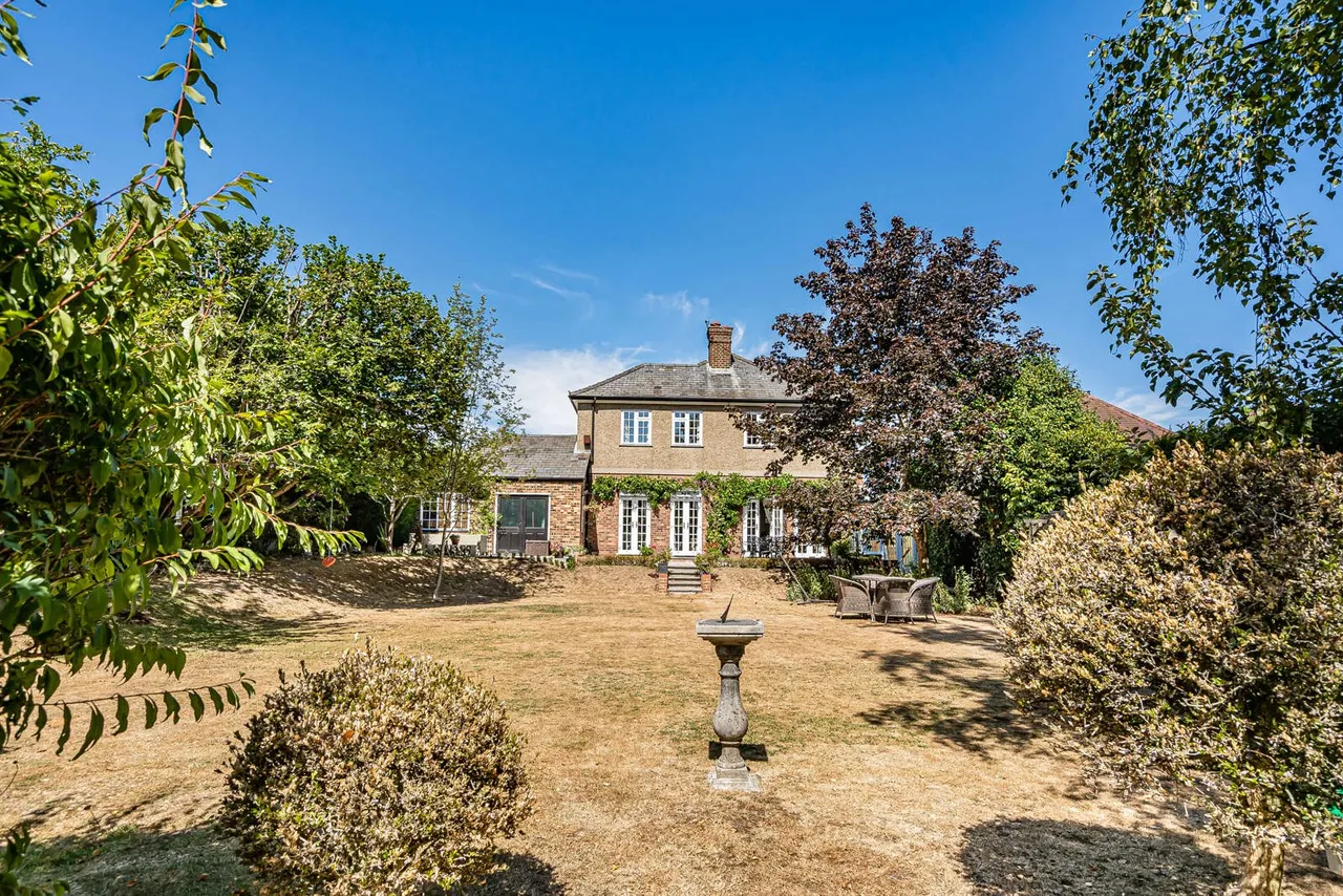 Middle Hill, Egham, TW20, photo 38