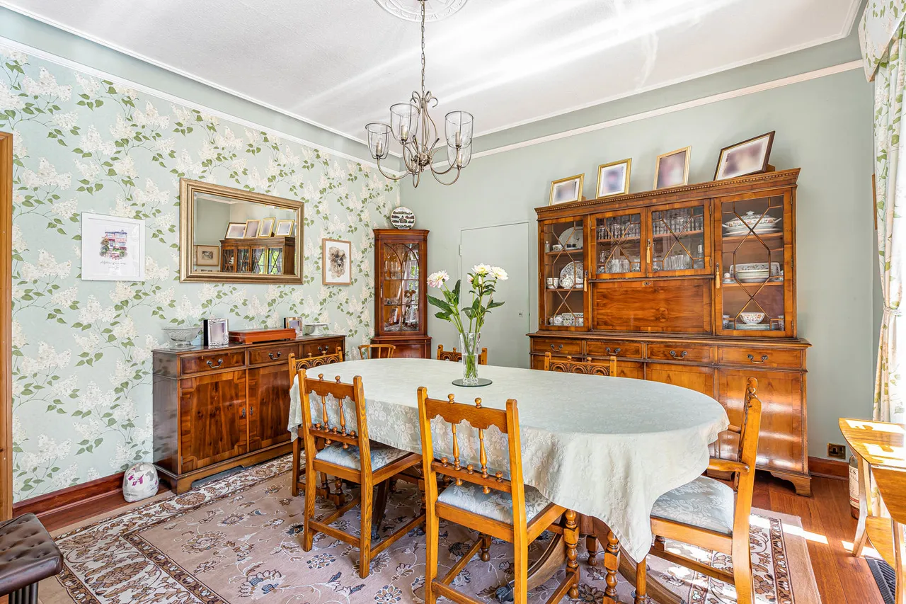 Middle Hill, Egham, TW20, photo 11