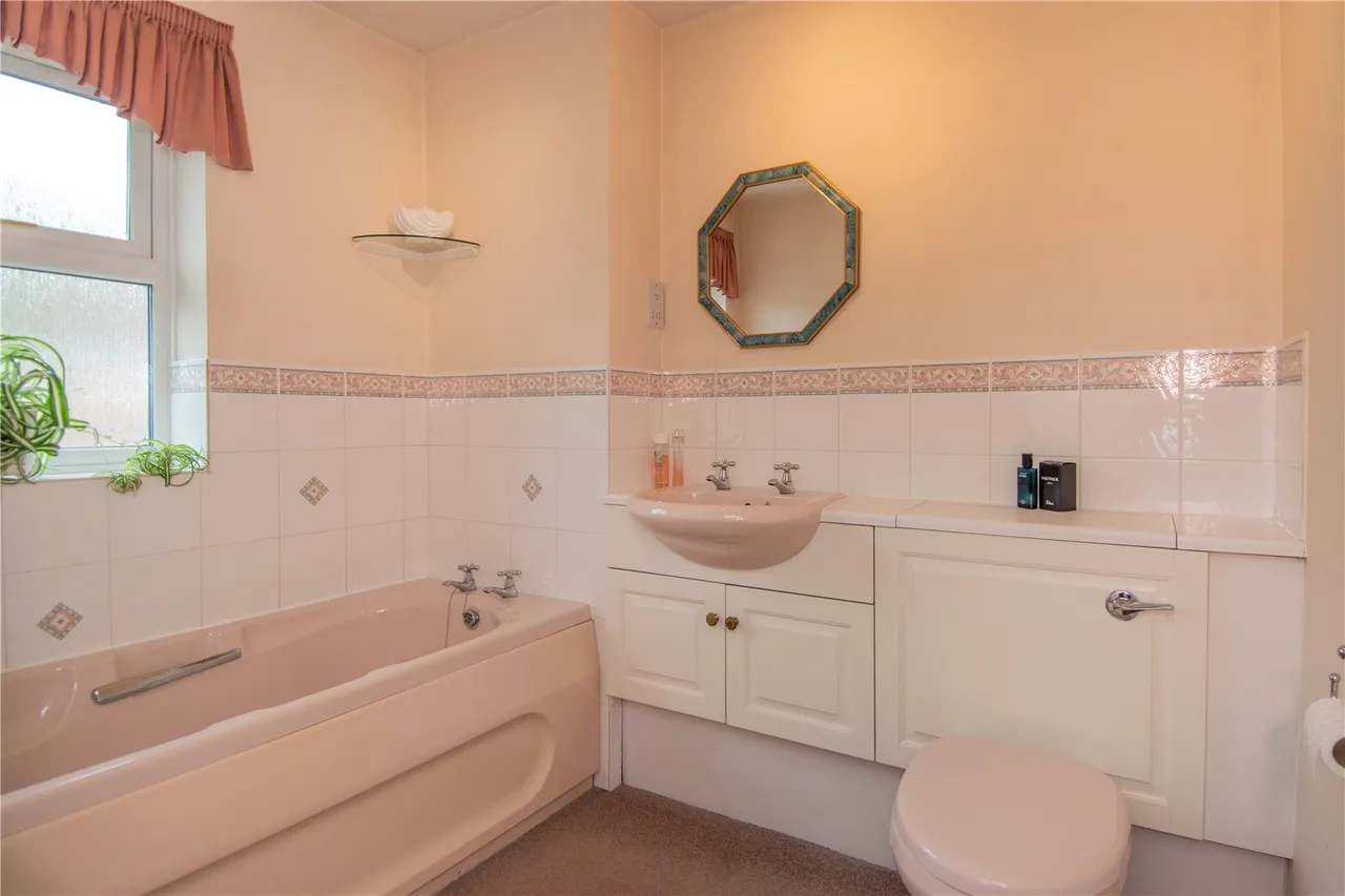 St. Andrews Way, Bromsgrove, Worcestershire, B61 7NR, photo 14