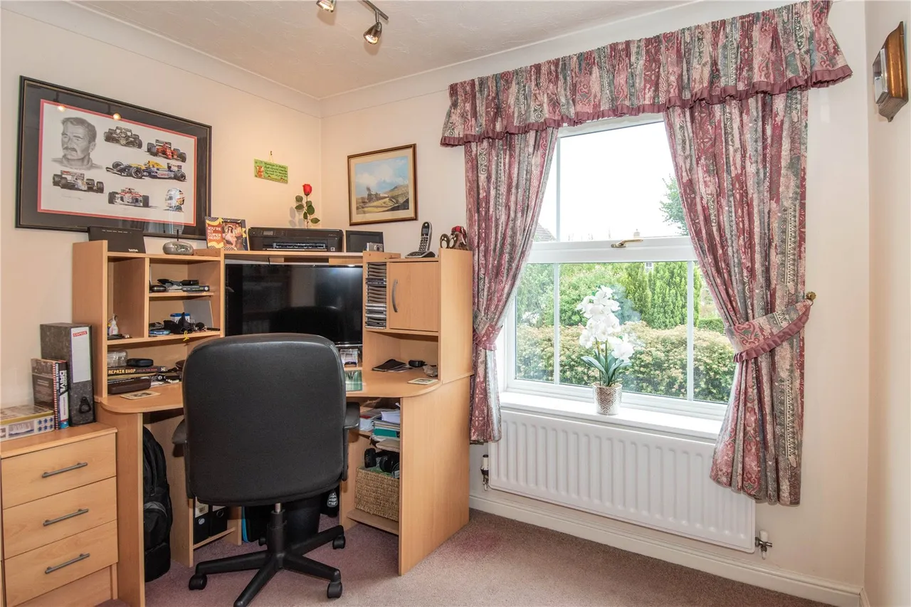 St. Andrews Way, Bromsgrove, Worcestershire, B61 7NR, photo 8