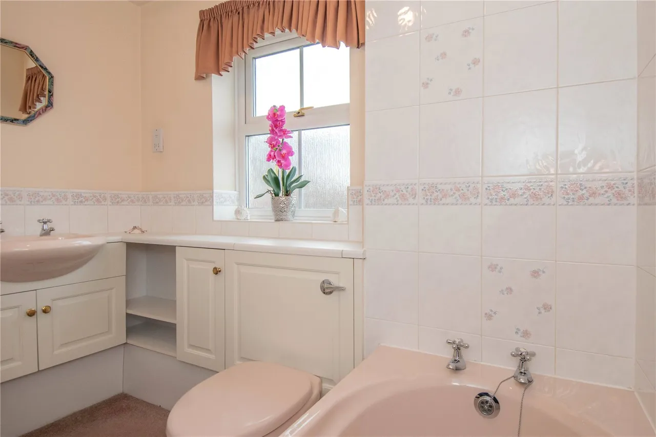 St. Andrews Way, Bromsgrove, Worcestershire, B61 7NR, photo 23