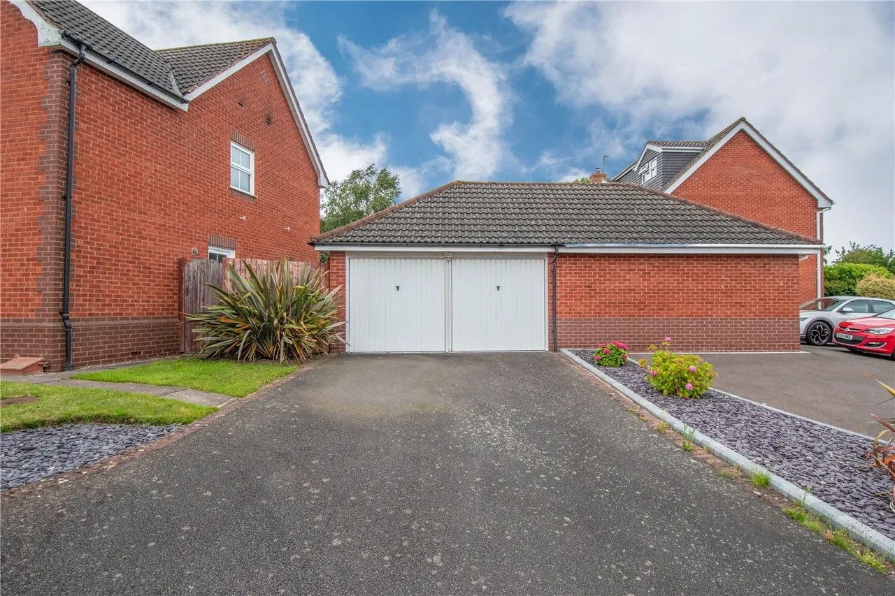 St. Andrews Way, Bromsgrove, Worcestershire, B61 7NR, photo 27