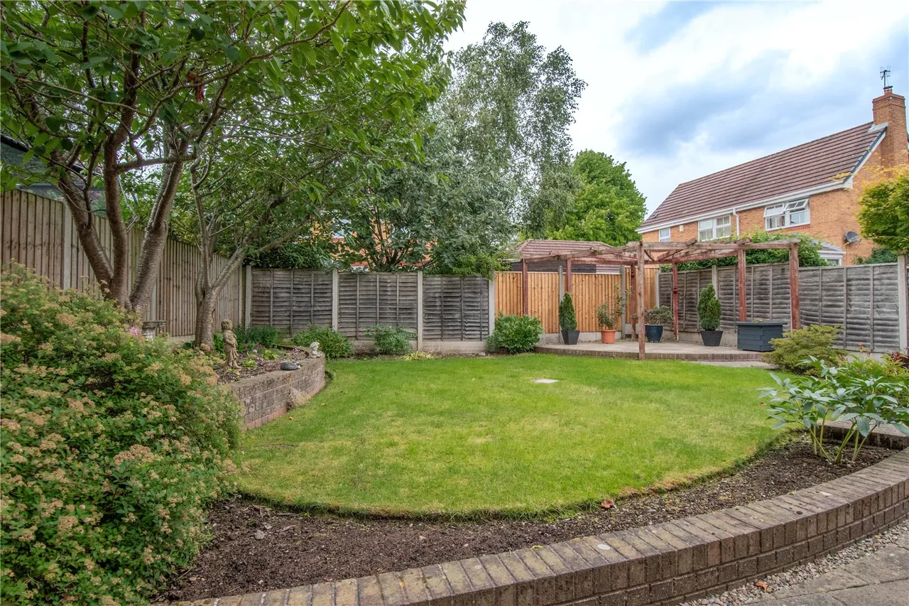St. Andrews Way, Bromsgrove, Worcestershire, B61 7NR, photo 25