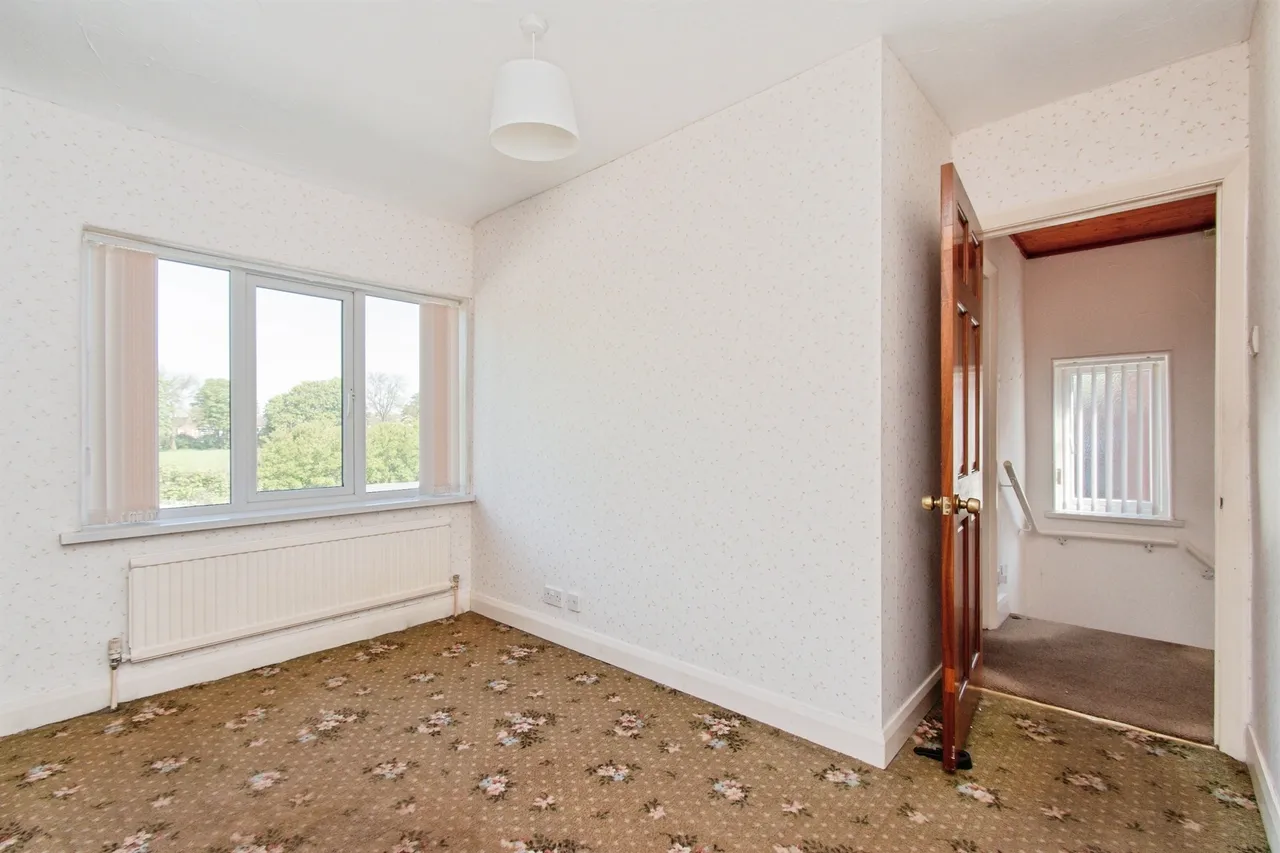 Newfield Avenue, Castleford, photo 4