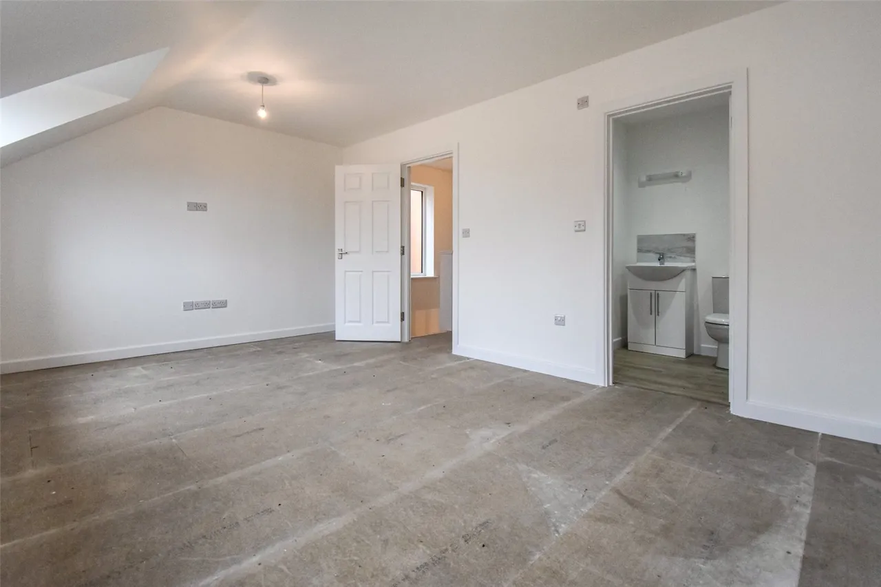 Mount Pleasant Road, Aldershot, Hampshire, GU12 4NL, photo 18