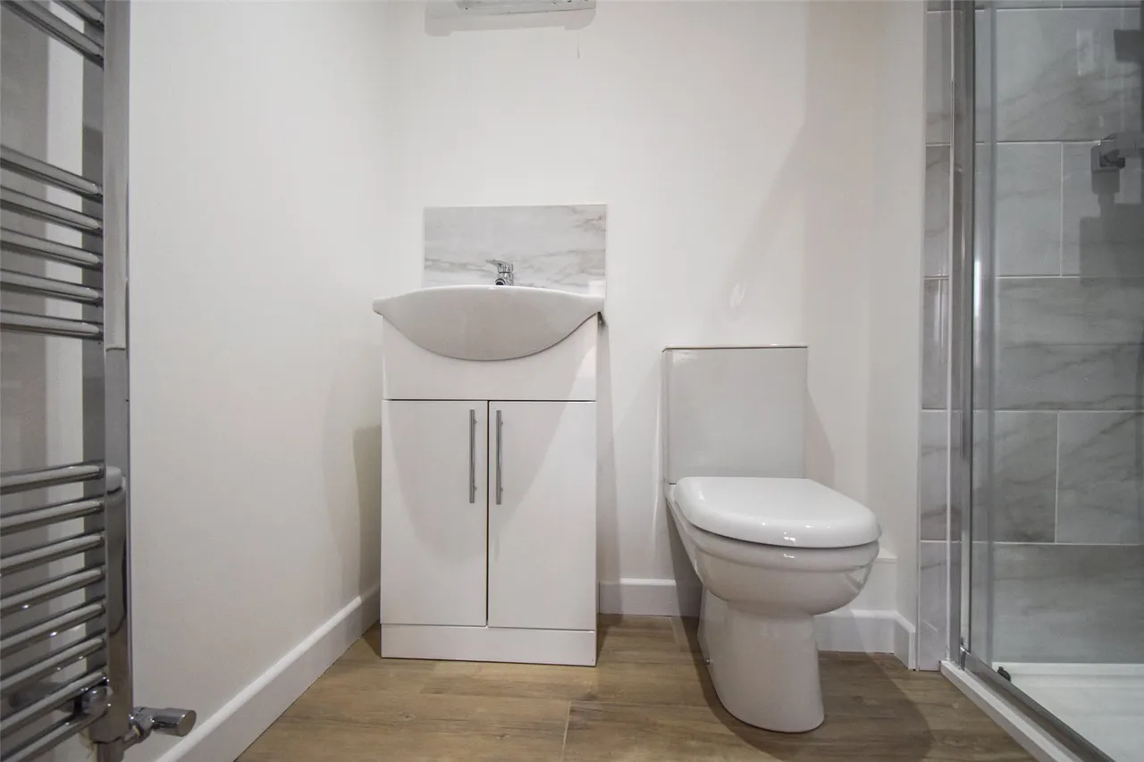 Mount Pleasant Road, Aldershot, Hampshire, GU12 4NL, photo 7