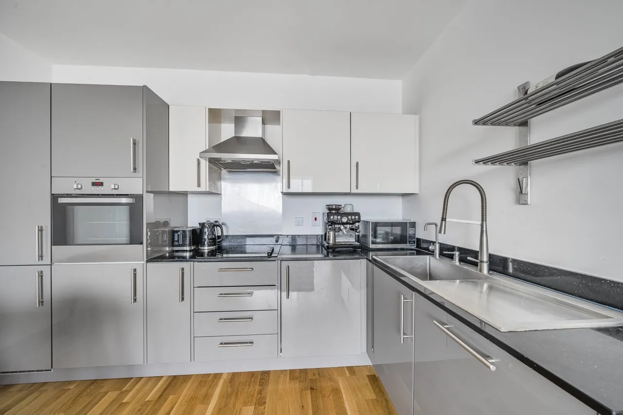 Telcon Way, SE10, photo 9