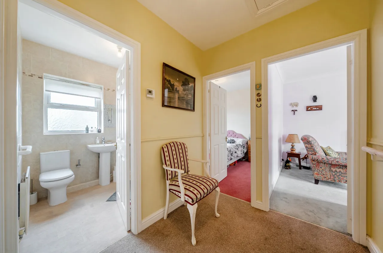 Queens Drive, Pudsey, LS28, photo 7