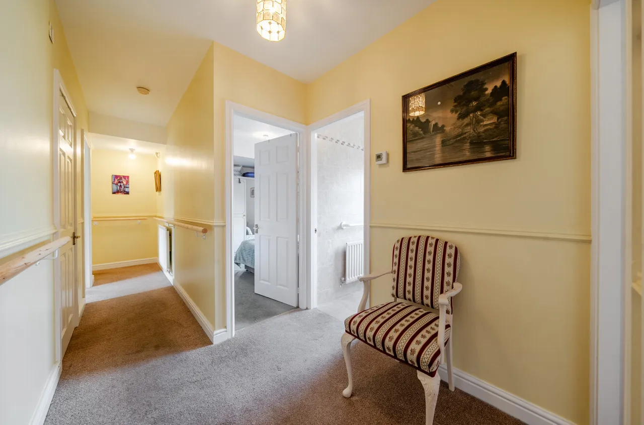 Queens Drive, Pudsey, LS28, photo 8