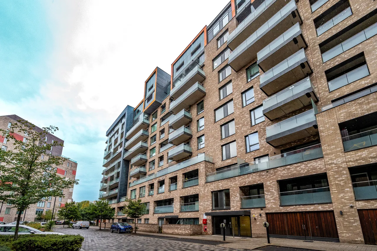 Flat 29, Hugero Point, 2 Rennie Street, London, photo 3