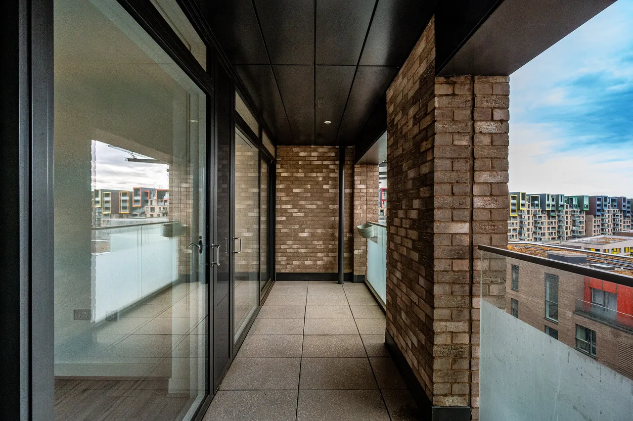 Flat 29, Hugero Point, 2 Rennie Street, London, photo 7