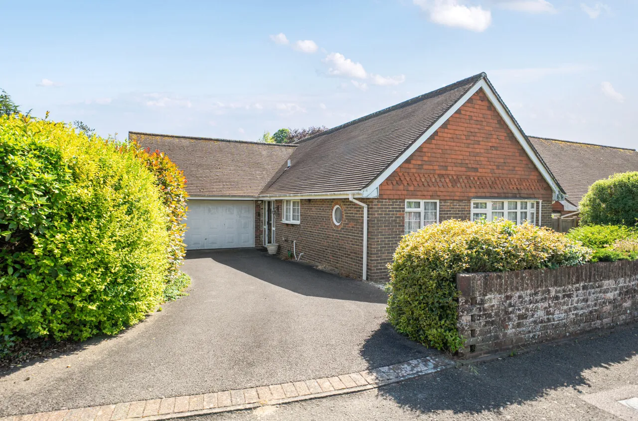 2 bed house for sale, The Chase, Findon Village, BN14