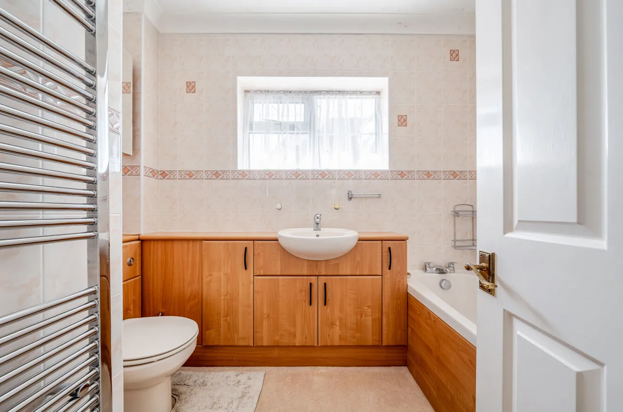 The Chase, Findon Village, BN14, photo 7