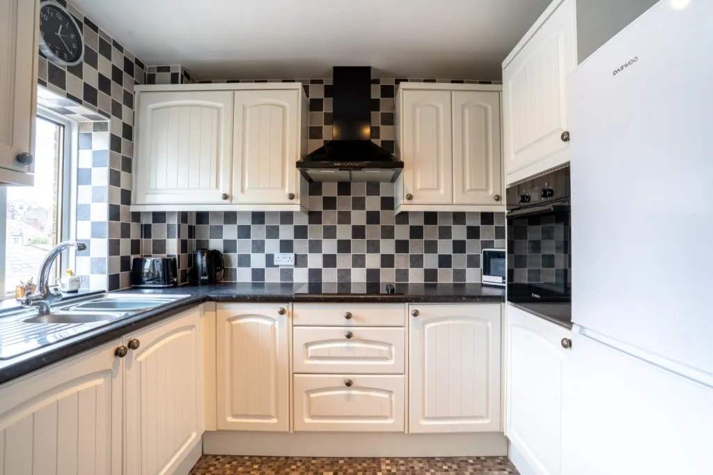 West Street, Gravesend, DA11, photo 2