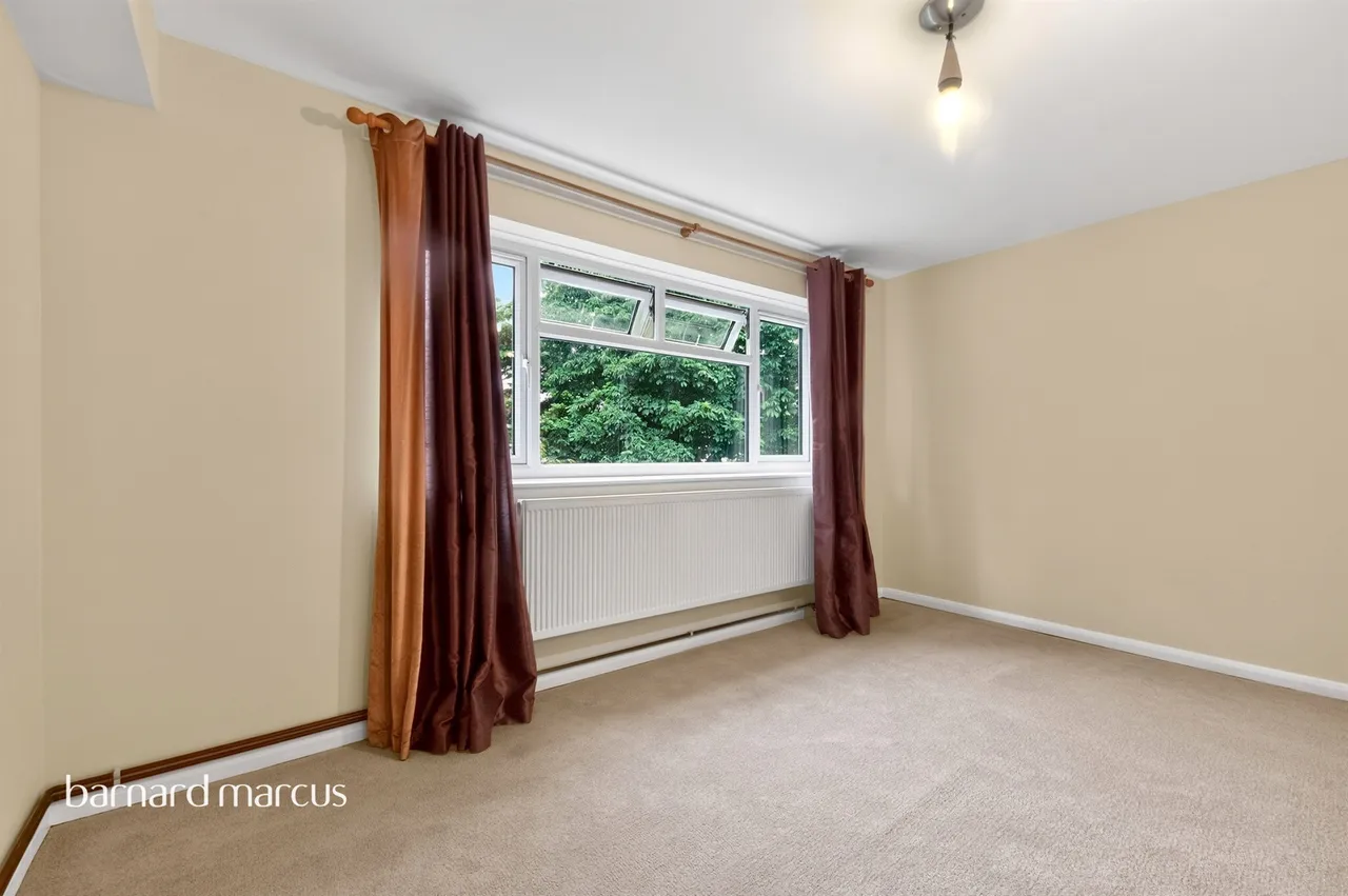 Carlton Drive, London, photo 8