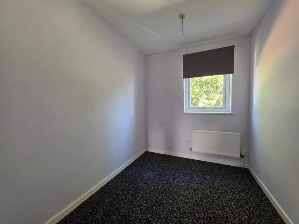 Midland Garth, Leeds LS10 2RF, photo 8
