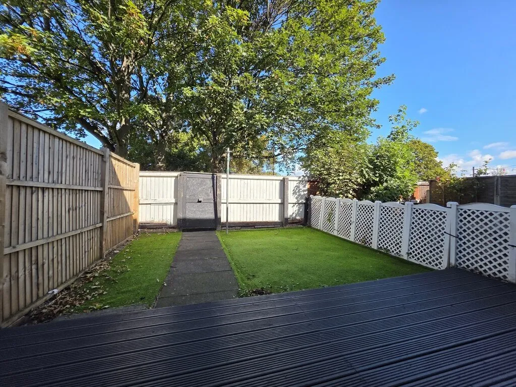 Midland Garth, Leeds LS10 2RF, photo 4