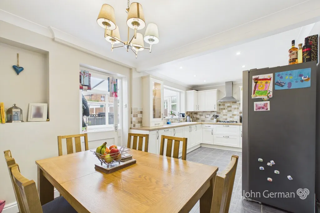 Mayfield Avenue, Mayfield, photo 11