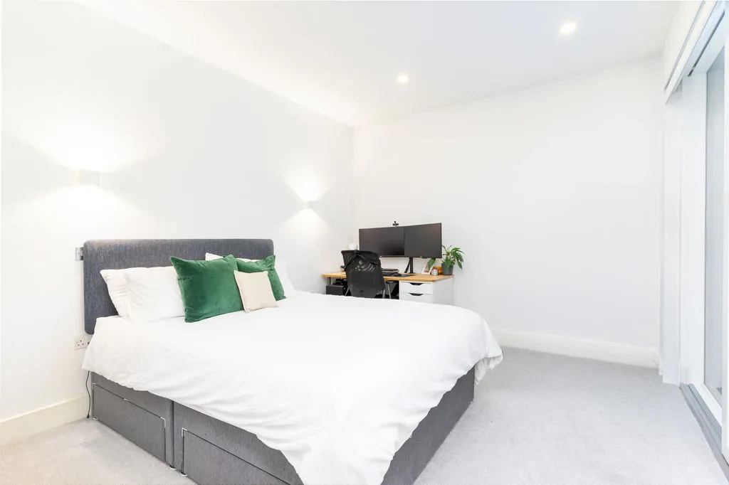 15 Purley Rise, Purley CR8 3BR, photo 11