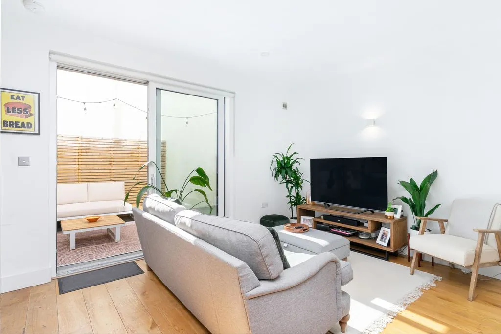 15 Purley Rise, Purley CR8 3BR, photo 5