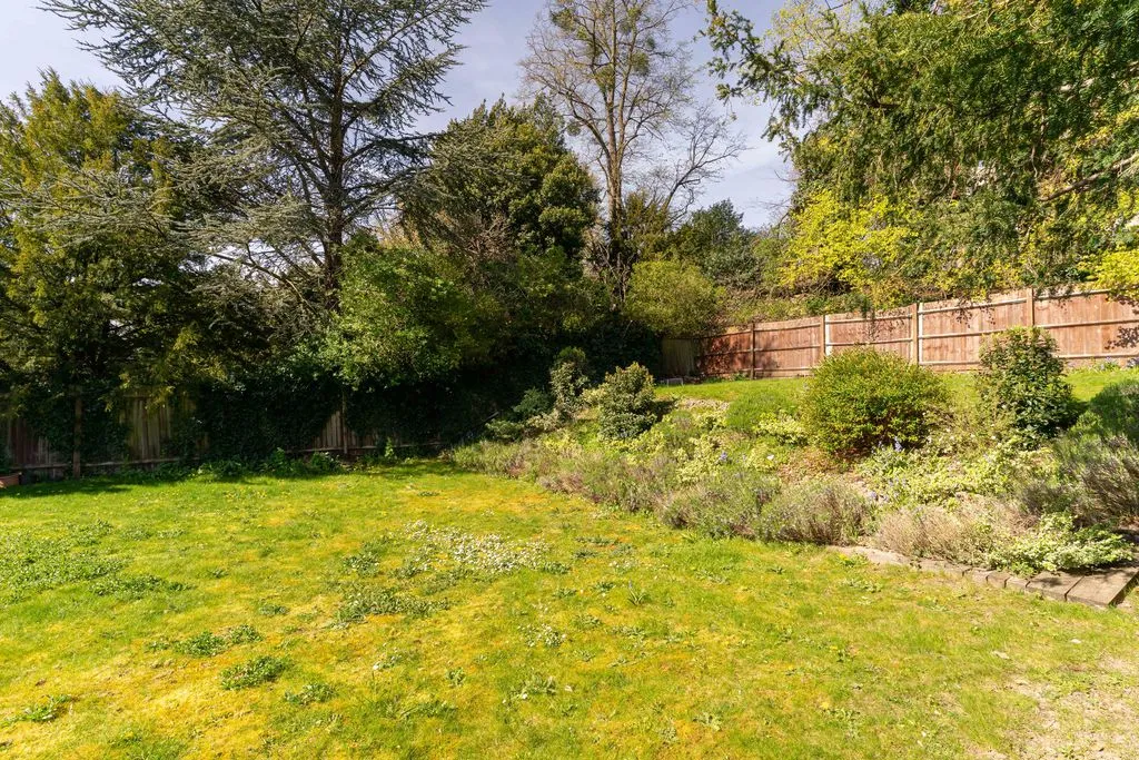 15 Purley Rise, Purley CR8 3BR, photo 14