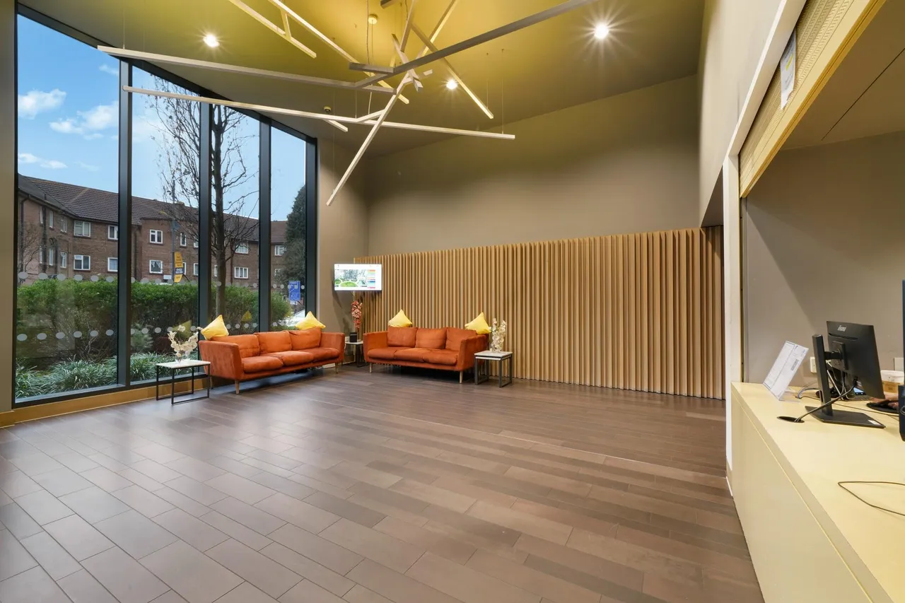 Empire Way, Wembley, HA9, photo 12