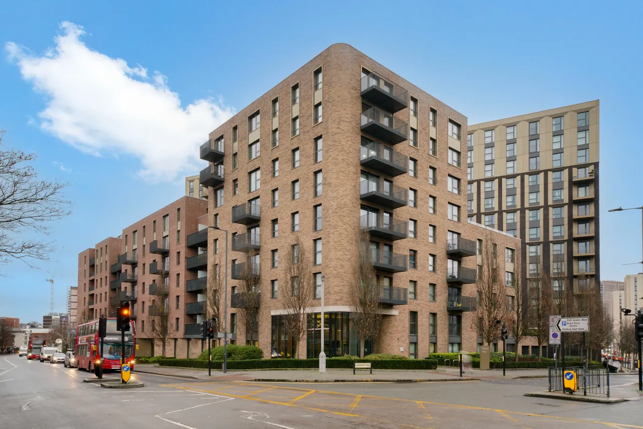 1 bed flat to rent, Empire Way, Wembley, HA9