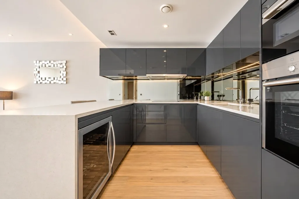 Tierney Lane, Hammersmith, W6, photo 11