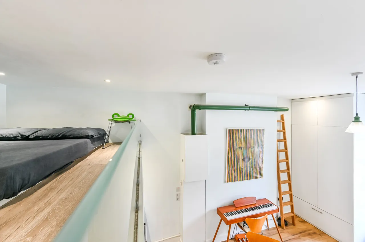 Flat 3, 28a Elizabeth Avenue, London, photo 7