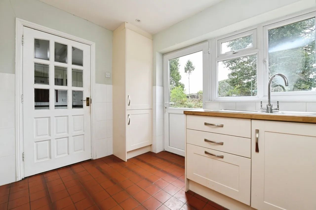 Bridge Close, BRENTWOOD, Essex, CM13, photo 12