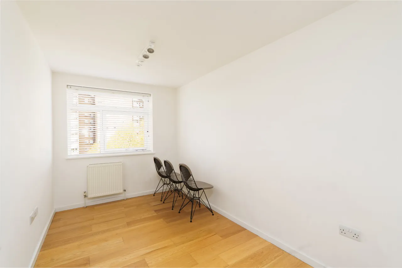 Sheringham, Queensmead, St John's Wood, London, NW8 6RB, photo 9