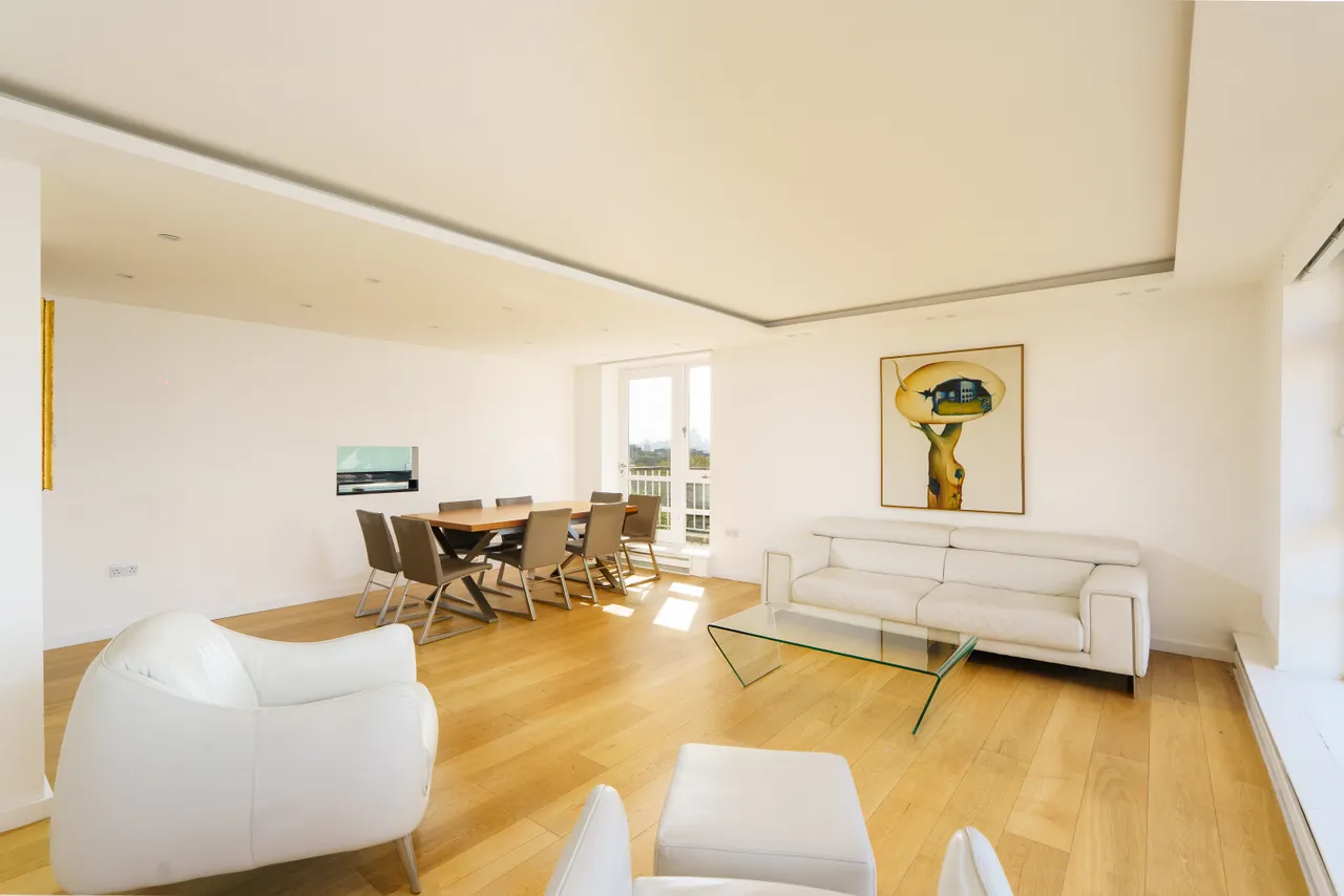 3 bed flat for sale — Sheringham, Queensmead, St John's Wood, London, NW8 6RB