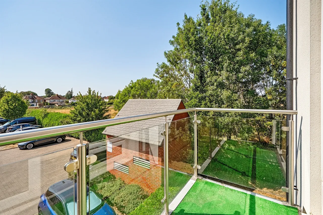 Kingfisher Drive, Maidenhead, SL6, photo 4