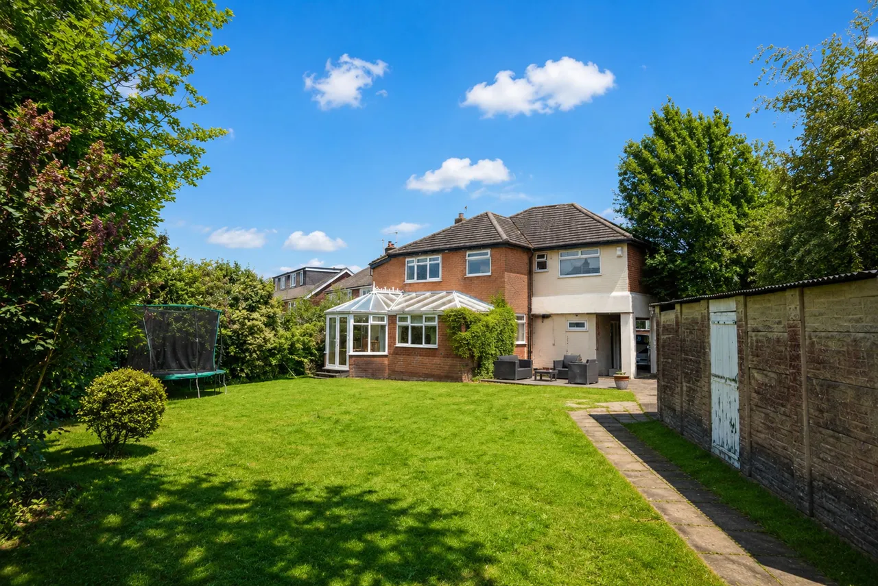 Faulkner Drive, Timperley, WA15, photo 2