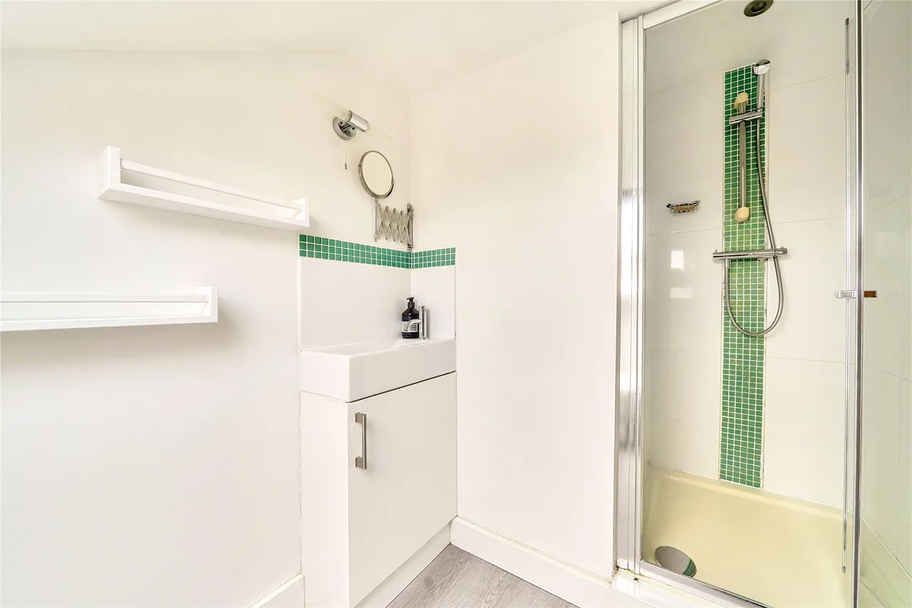 Ellerton Road, Surbiton, KT6, photo 10