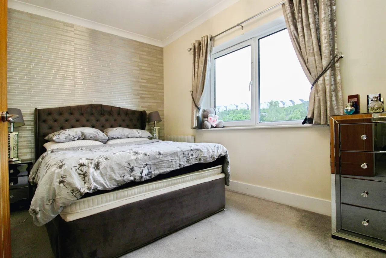 Marconi Avenue, Penarth, CF64, photo 5