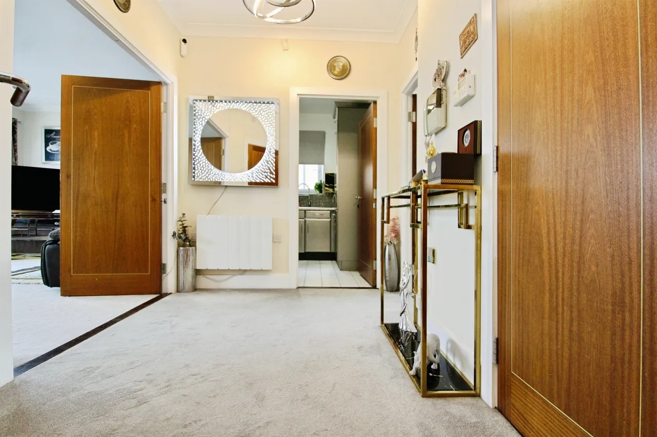 Marconi Avenue, Penarth, CF64, photo 9