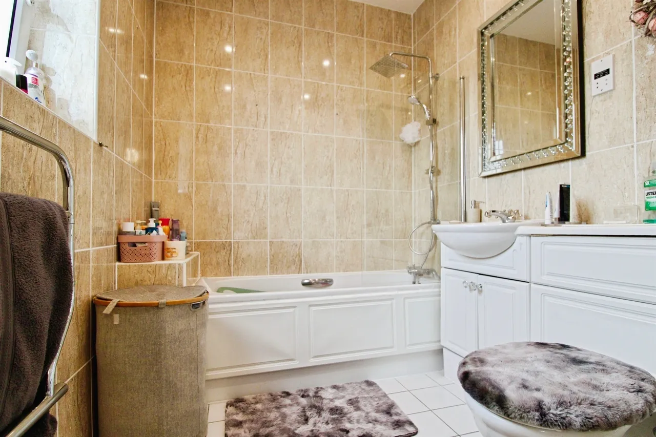 Marconi Avenue, Penarth, CF64, photo 6