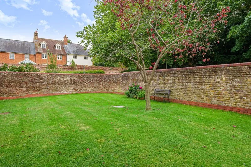 Palace Gate, Odiham, Hook, RG29 1JZ, photo 11