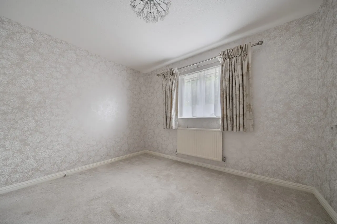 Palace Gate, Odiham, Hook, RG29 1JZ, photo 9