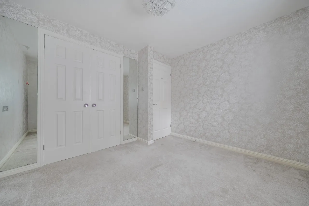 Palace Gate, Odiham, Hook, RG29 1JZ, photo 7