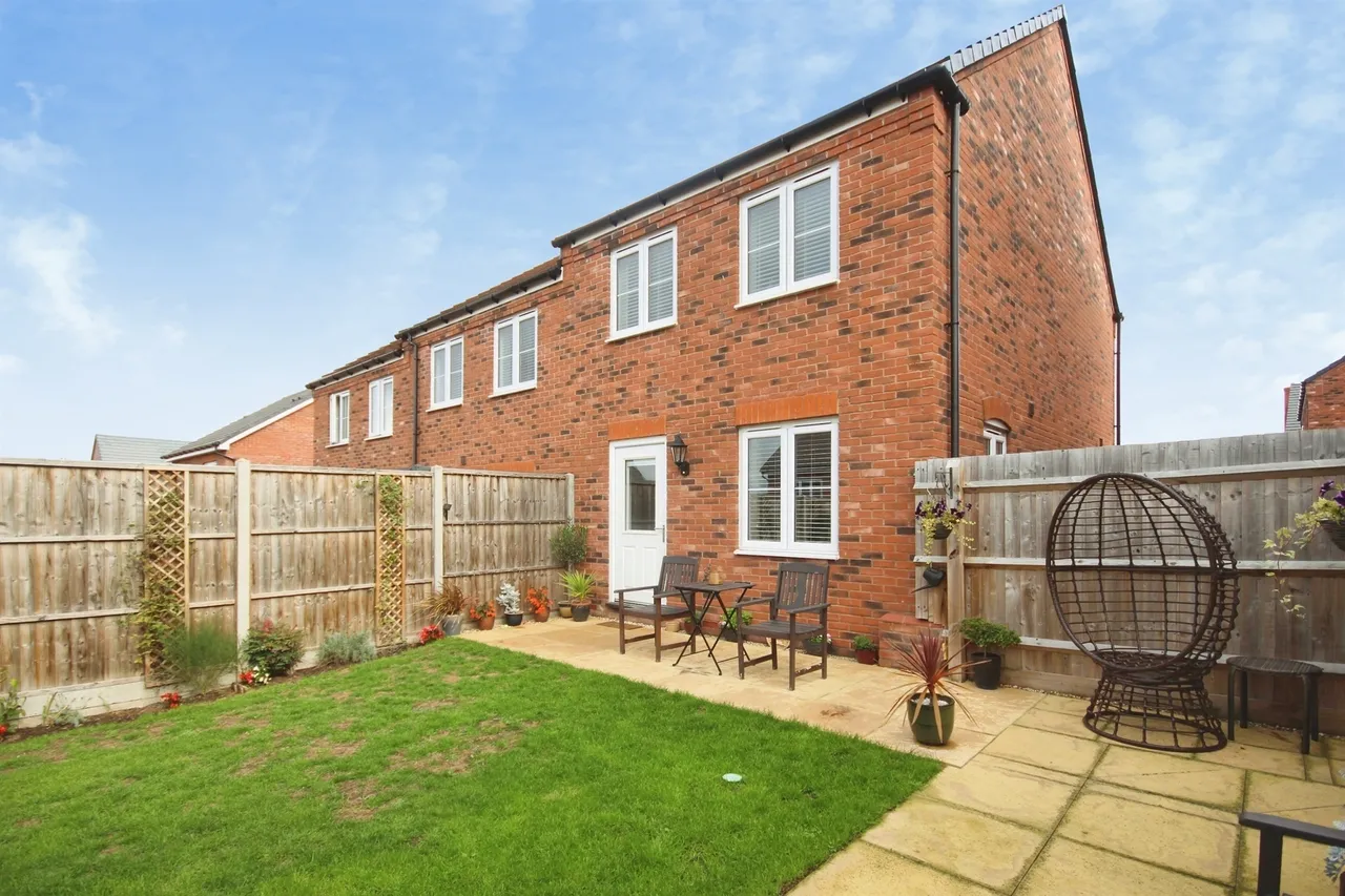 Bloxham Way, Radford Semele, CV31, photo 13