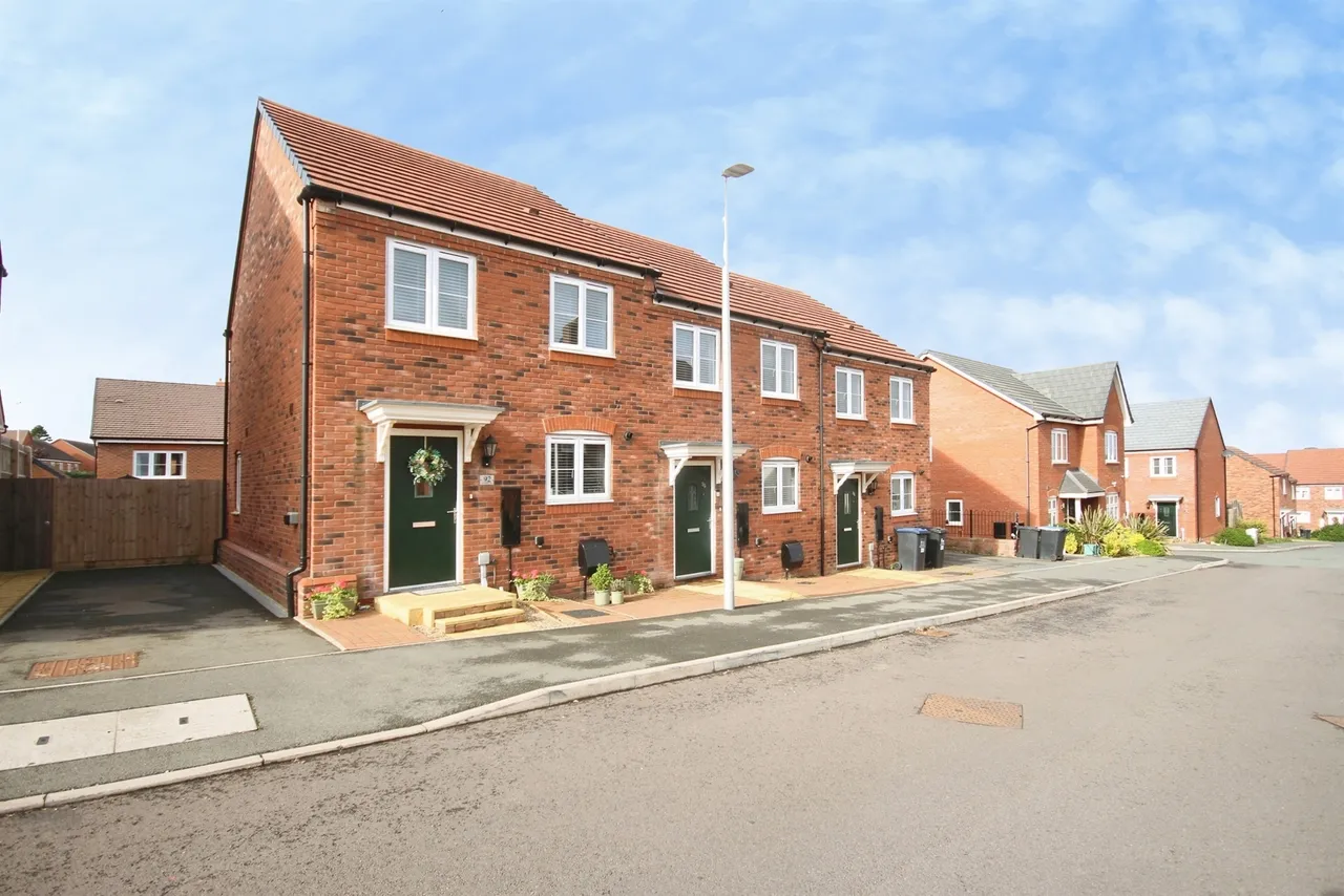2 bed house for sale, Bloxham Way, Radford Semele, CV31