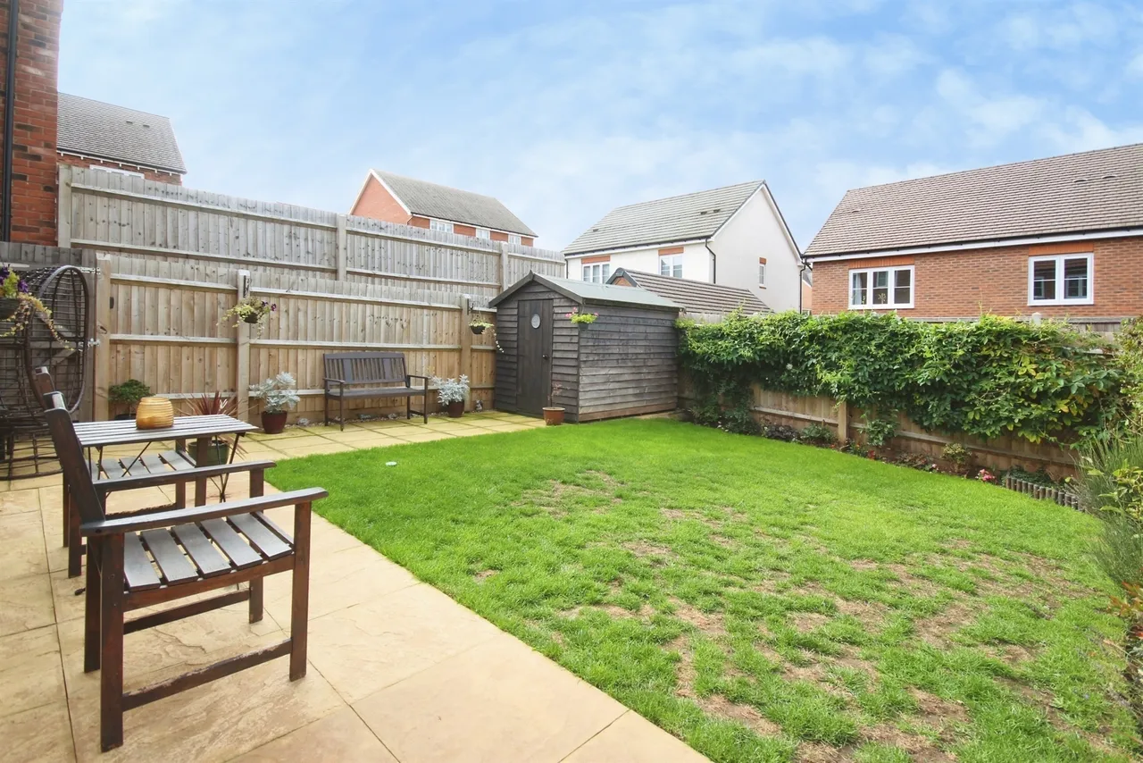 Bloxham Way, Radford Semele, CV31, photo 12