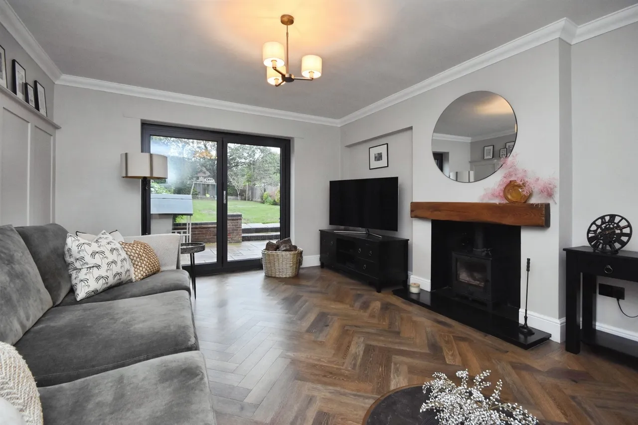 Wrexham Road, Romford, RM3, photo 14
