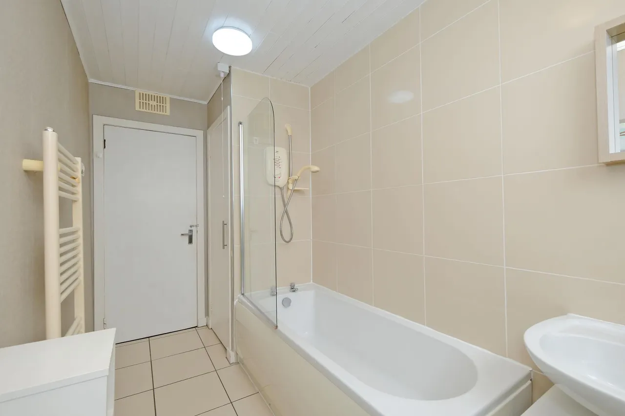 Jackson Terrace, The City Centre, AB24, photo 5