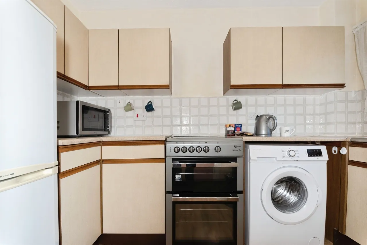 Parsonage Court, Highworth, SN6, photo 5