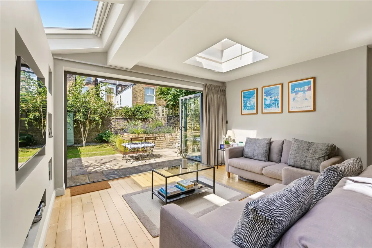 Grandison Road, London, SW11, photo 4