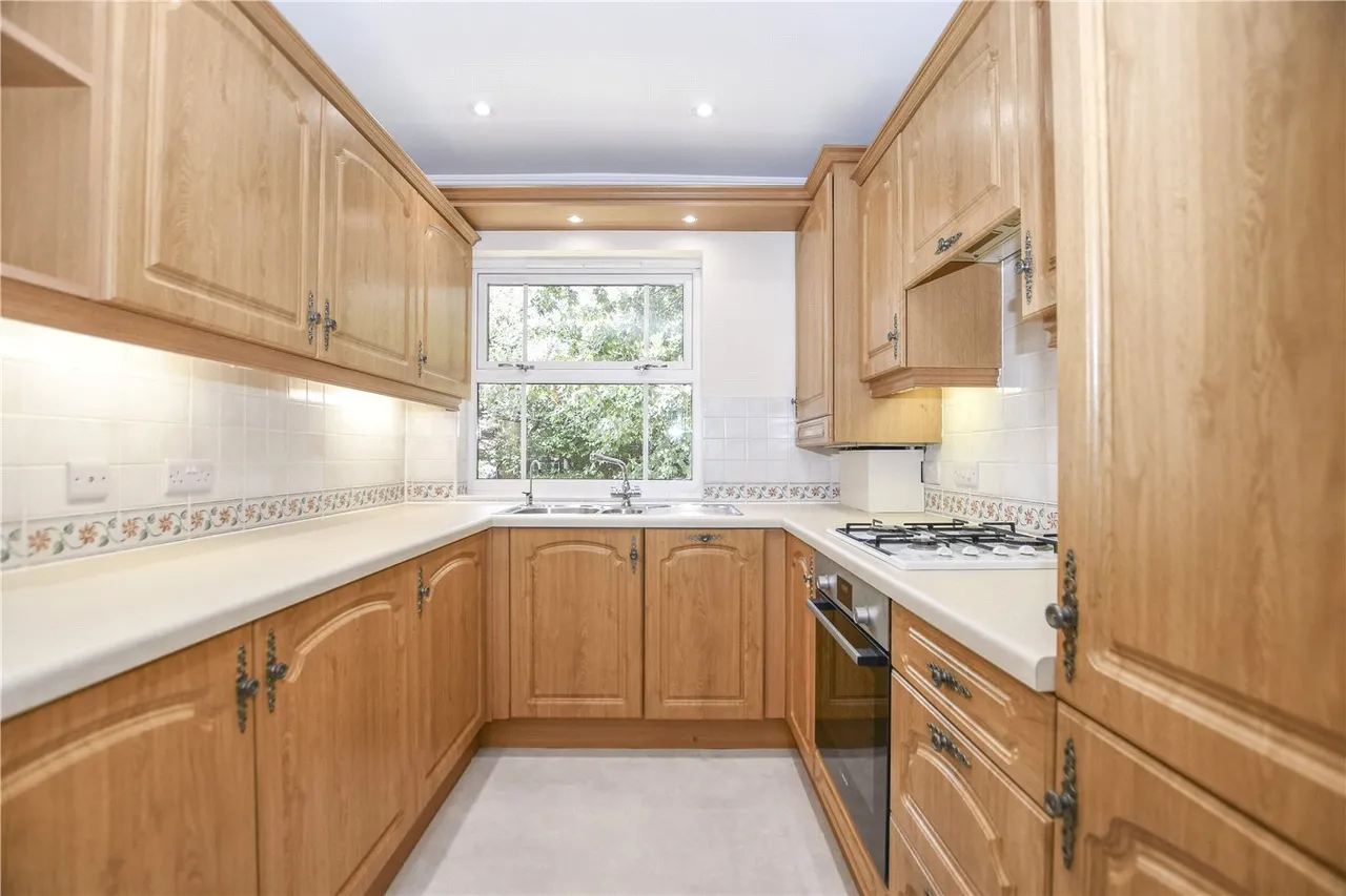 Danesfield, Wiltshire Road, Wokingham, RG40, photo 7