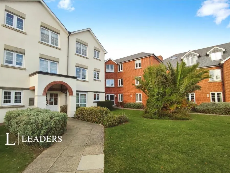 1 bed flat for sale, Penfold Road, Worthing, BN14